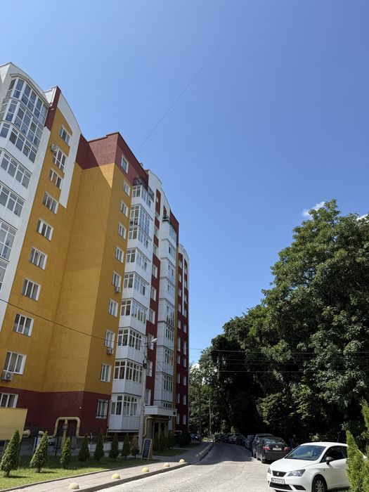 Продаж 2-кім квартири з виглядом на парк по вул. Жасминова-Галбуд