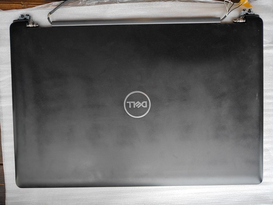 Запчастини для ноутбука DELL Latitude 5500, 5520, 5590, 3520