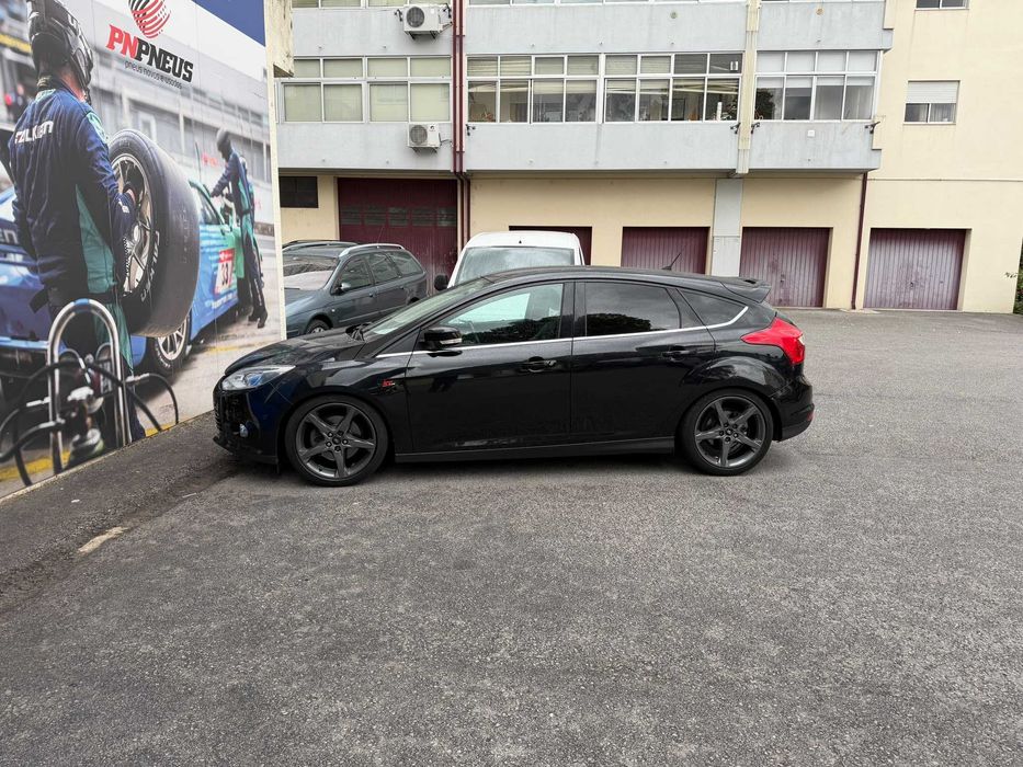 Ford Focus 182cv