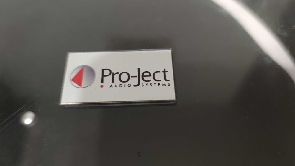 Gramofon PRO-JECT Debut III DC Czarny piano