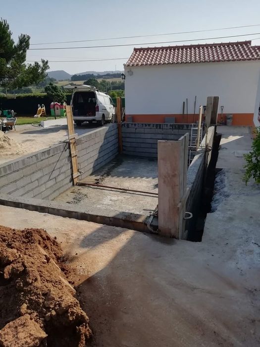 Construção e manutenção de piscinas
