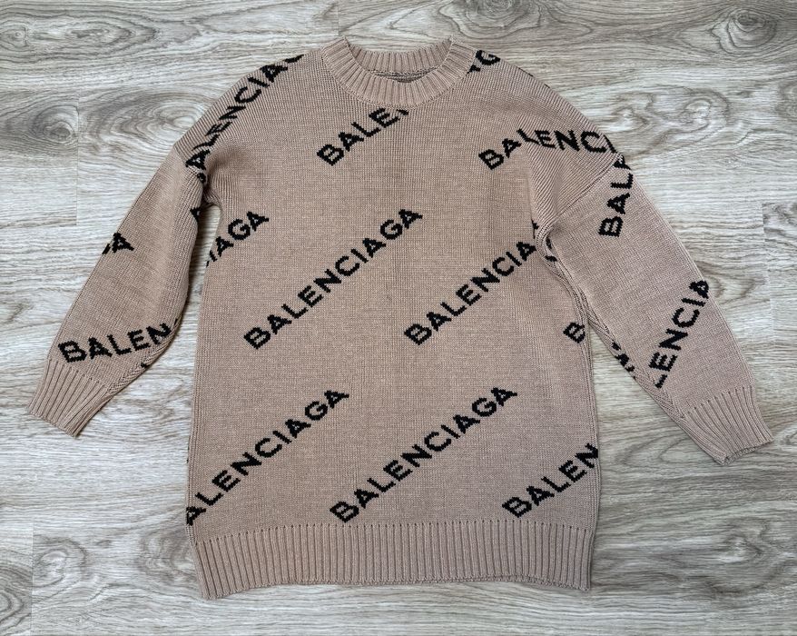 Продам светр подовжений Balenciaga