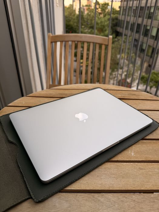 Macbook Pro 13” M2