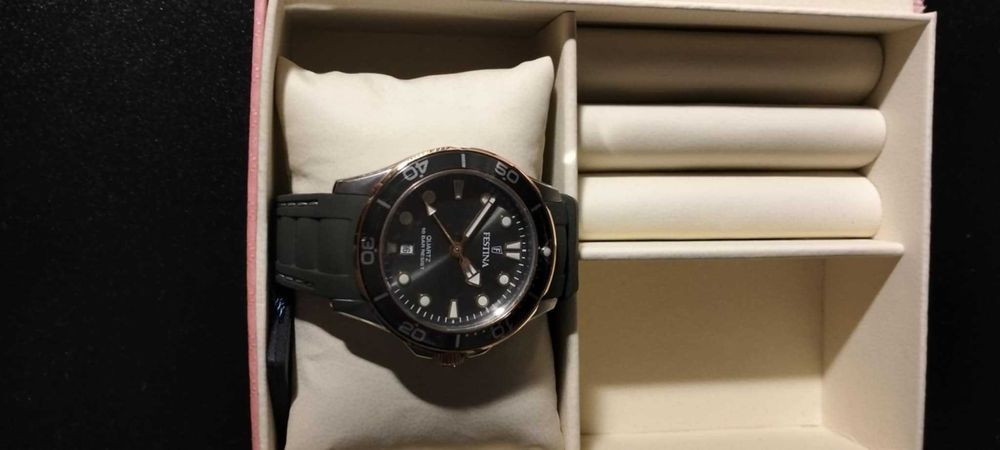 Elegancki Zegarek FESTINA