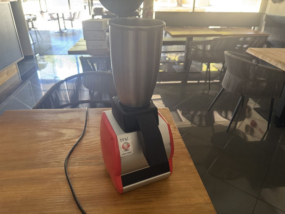 Triturador / Picador Gelo Marmolada 750w