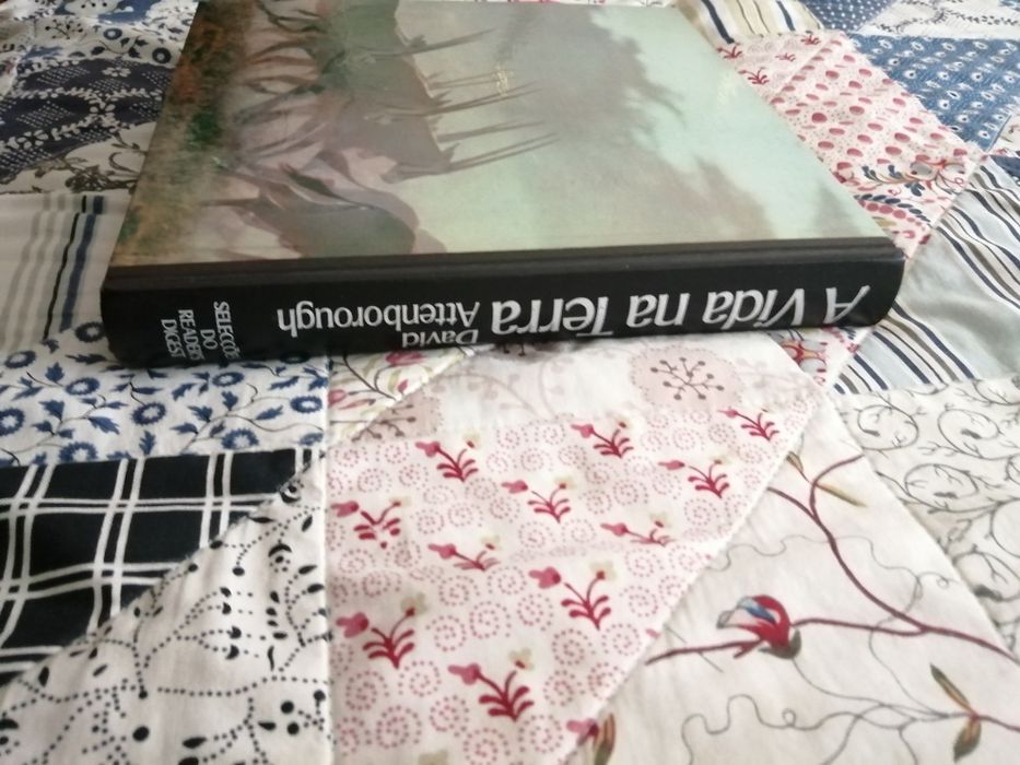 Livro - A vida na terra