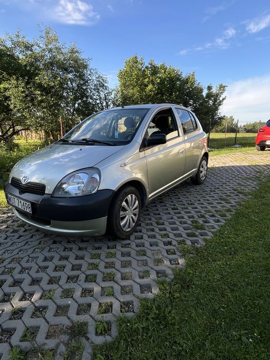 Toyota yaris 2002