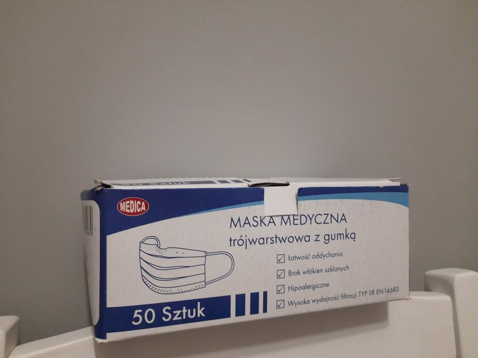 Maseczki jednorazowe medyczne 50 sztuk