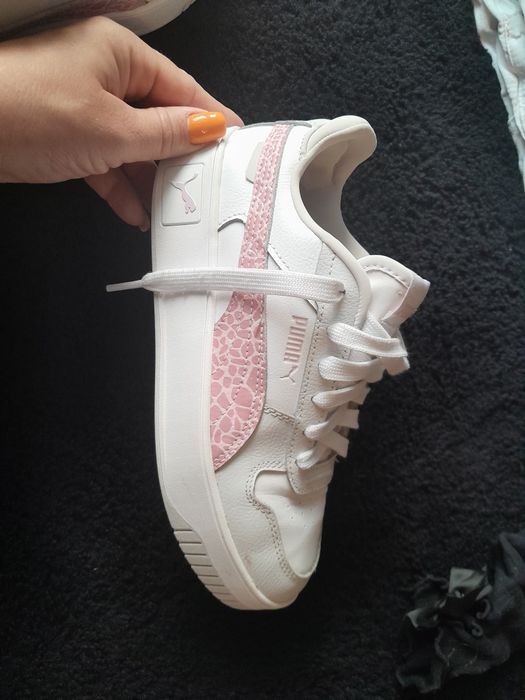 Adidasy Puma dla dziewczynki