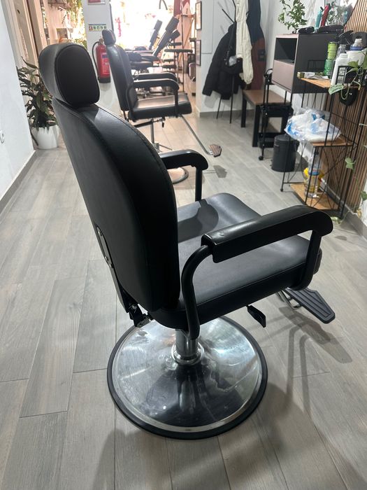 Cadeira barbeiro + bancada + espelho