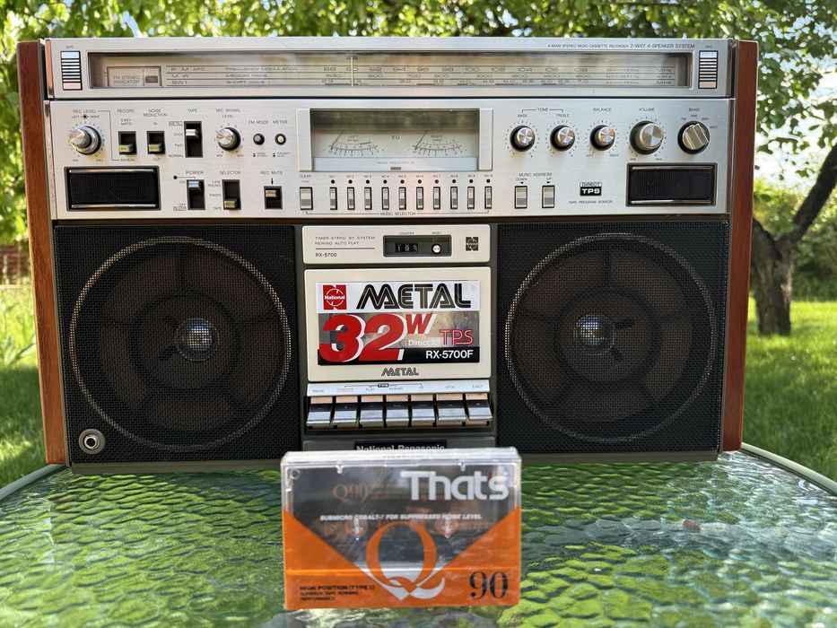 Продам магнитолу National Panasonic RX-5700F: 20 000 грн