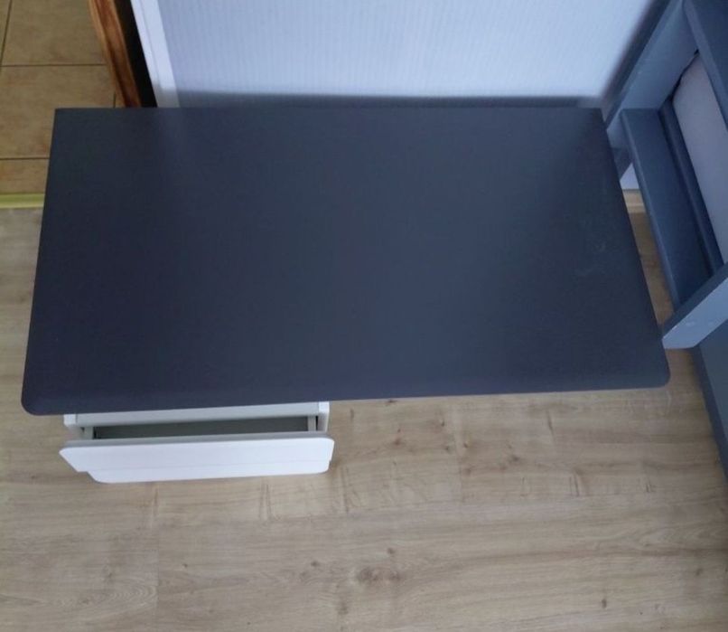 Biurko BRW grafitowo białe