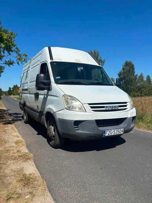 Sprzedam IVECO Daily 40C15V Furgonetka