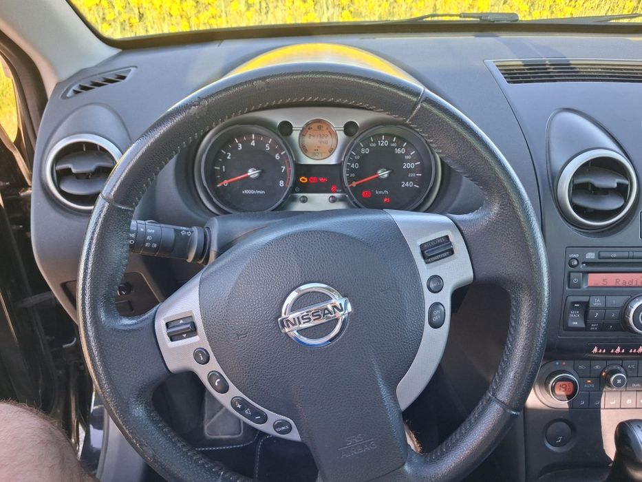 Nissan Qashqai 1.6 benzyna 2007r