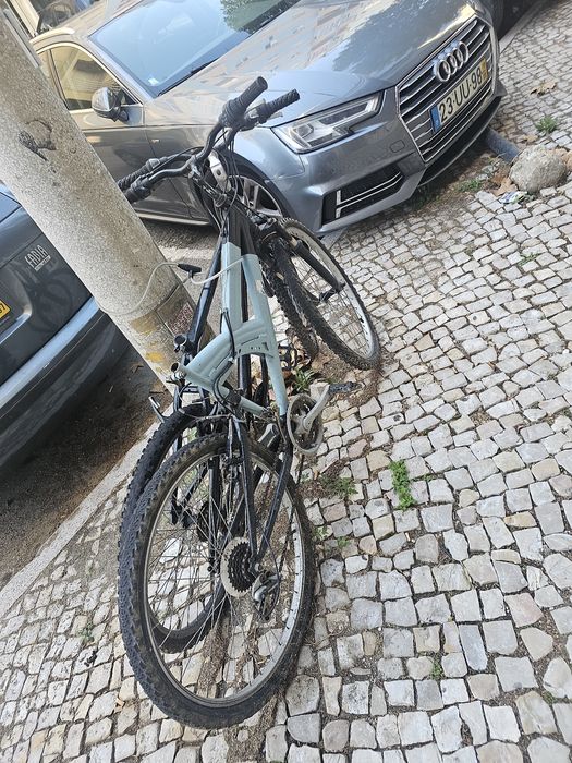 Duas Bicicletas Usadas em Bom estado