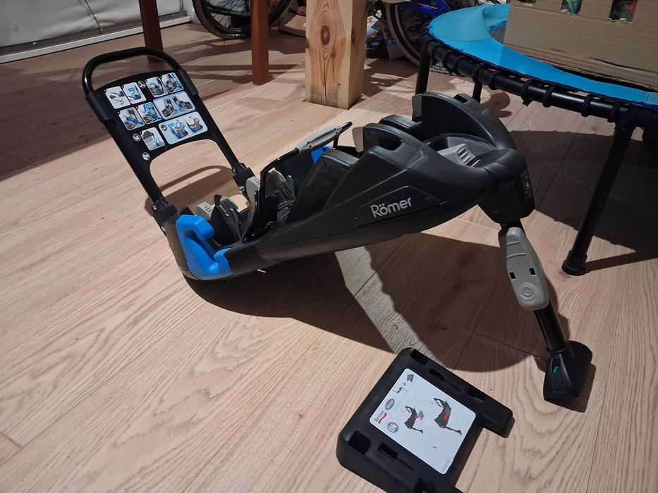 Baza pod nosidełko i nosidełko Britax Romer