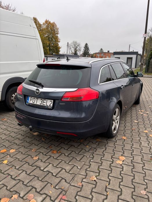 Opel Insignia 2.0 cdti, hak.
