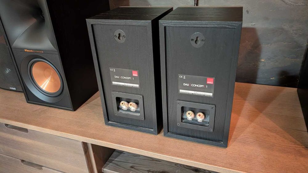 Dali Concept 1 - podstawkowe kolumny stereo, monitory, 2 szt./para