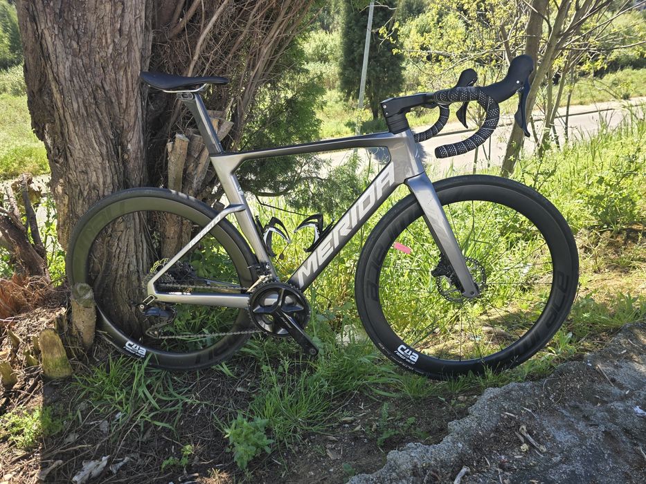 Merida reacto s com rodas new race carbono