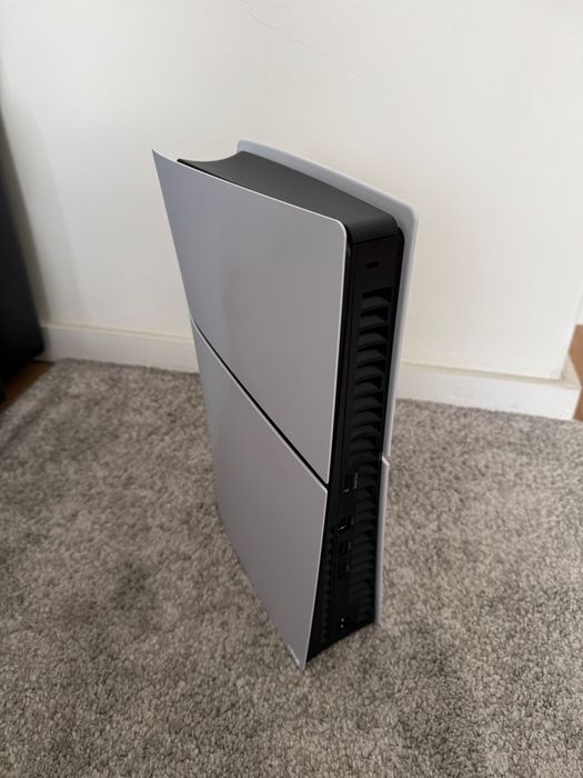 PS5 Slim Digital