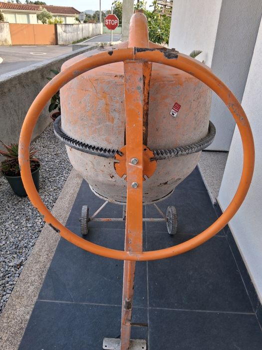 Batoneira eletrica 110 litros