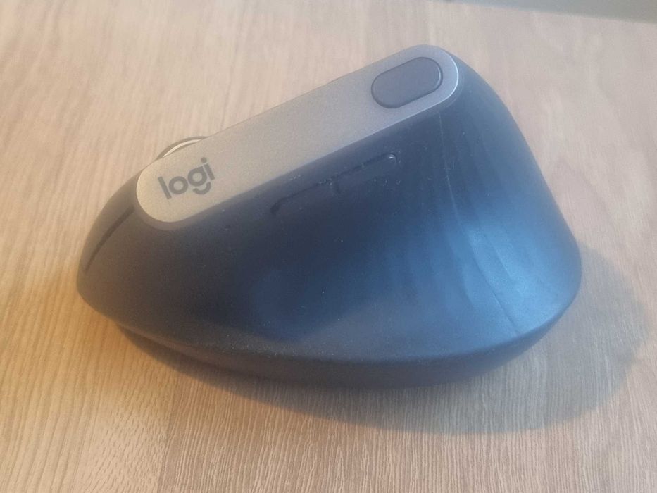 Logitech MX Vertical Mouse447462637998581762