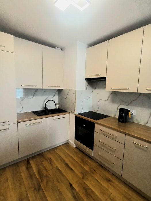 Nowe mieszkanie 2 pokoje z miejscem postojowym, internetem i kablówką