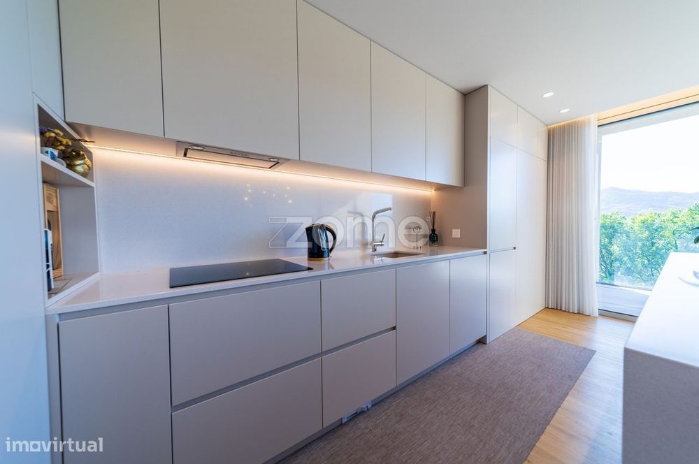 Apartamento T2+1 COM ESTÚDIO
