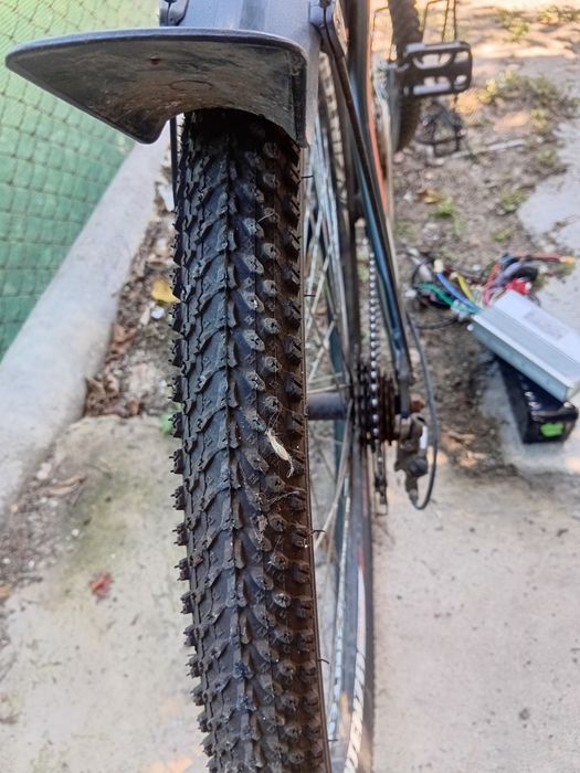 Электровелосипед 600ват48вольт алюминиевая рама 29колеса