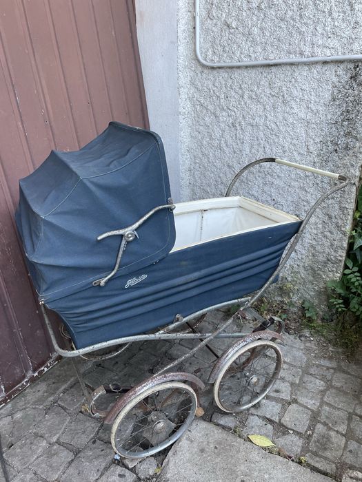 Carrinho de bebe antigo vintage