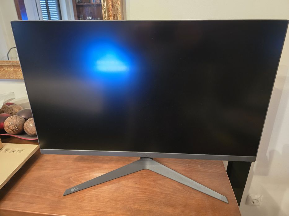 Monitor LG 27" + Diverso material informático