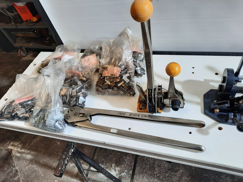 Maquina de cintar cargas strapex e outras marcas oferta de 250 grampos