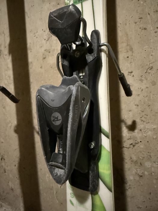 Narty damskie dynastar neva 143cm