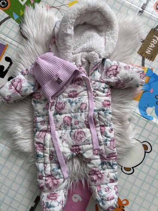Теплий одяг для дівчинки 2-6 місяців