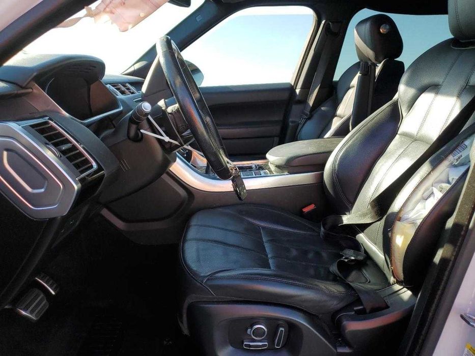 Części do Land Rover Range Rover SC 2016 5.0L AWD USA.