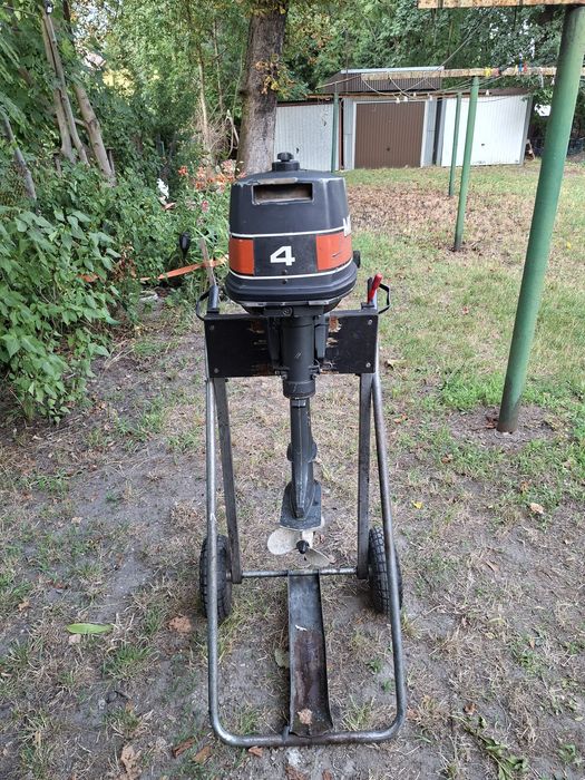 Silnik zaburtowy Mariner/Yamaha 4km  2t stopa S krótka
