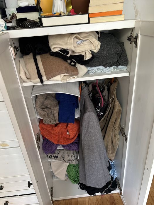 Armário IKEA Branco com 2 Portas – 129 cm