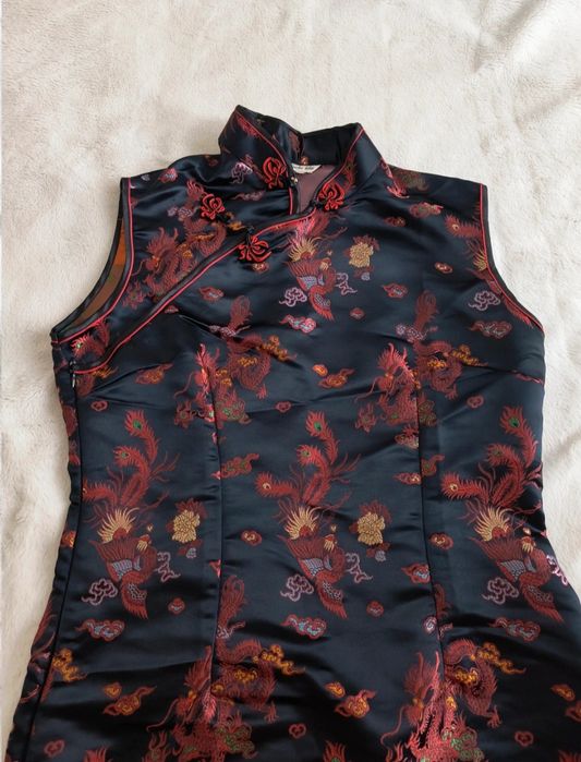 Damska jedwabna sukienka