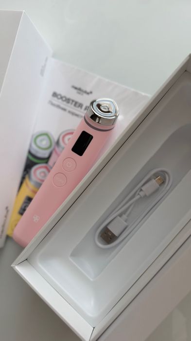 Продам Medicube AGE-R Booster Pro -рожевий