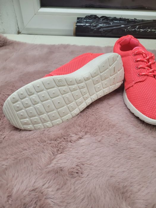 Buty sportowe damskie 37 neonowe