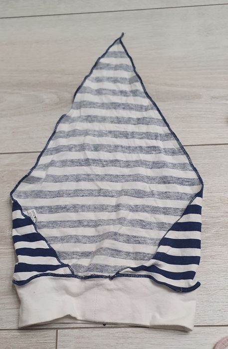 Czapki dla niemowląt 4szt