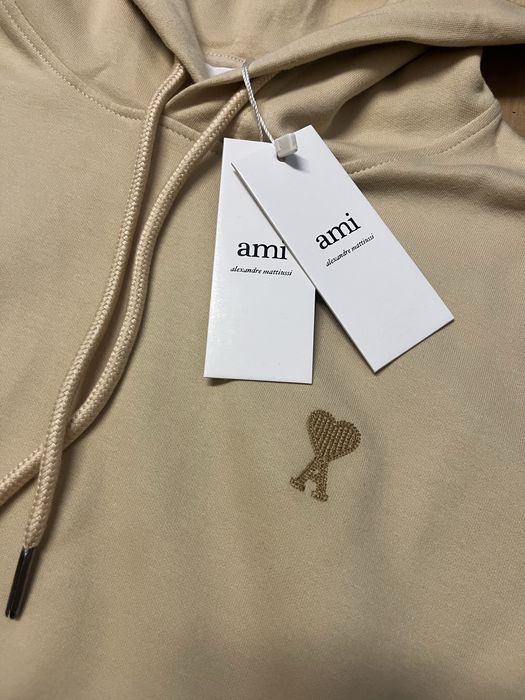 hoodie / seeatshirt ami paris