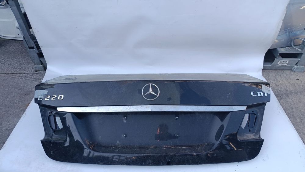 Porta / tampa da mala MERCEDES-BENZ Classe E (W212)