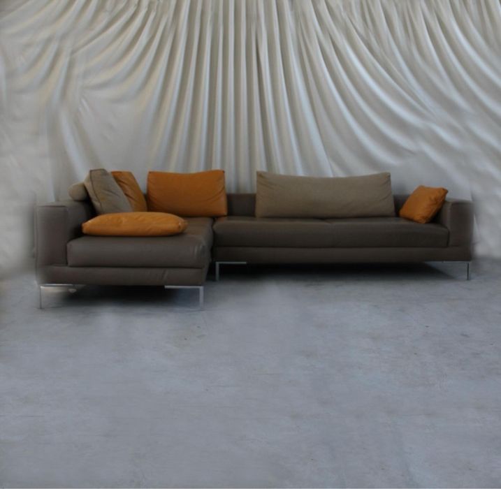 великий кутовий шкіряний диван з Європи