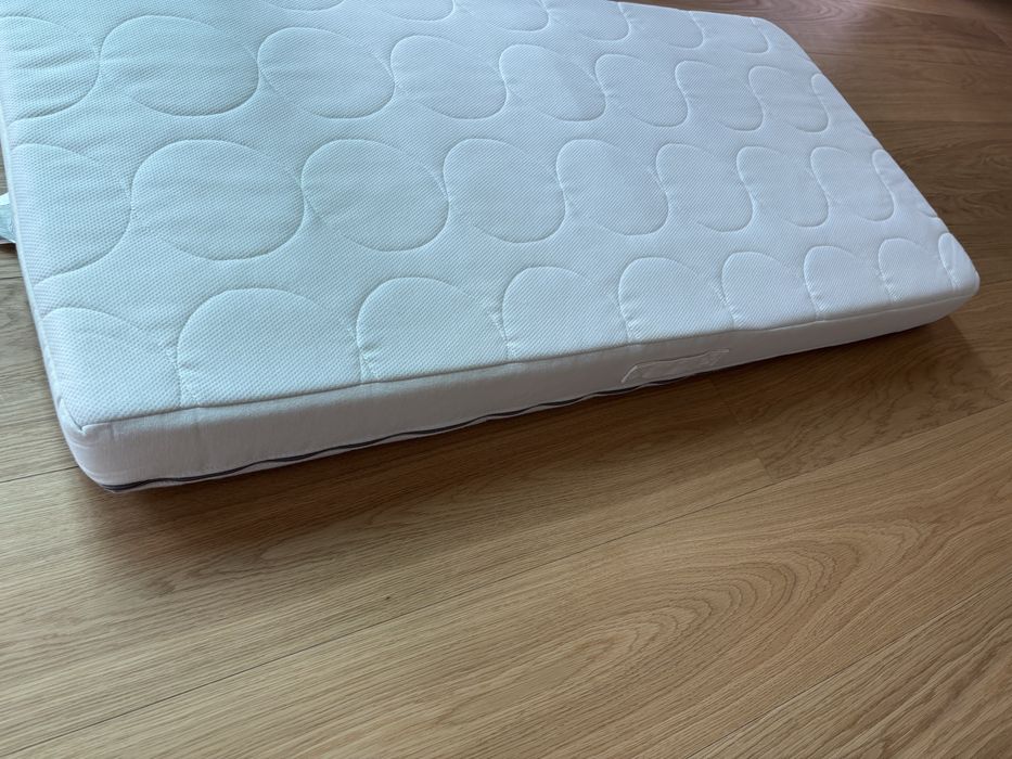 Berço IKEA + colchão