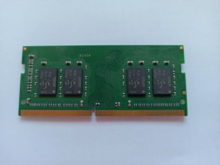 Модуль пам'яті Б/У Transcend DDR4 4GB 2400MHz (JM2400HSH-4G)