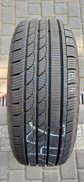 IMPERIAL 235/60R17 102H , pojedyńcza używana opona zimowa.