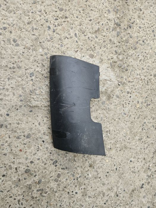 Заглушка переднього бампера Опель Омега Б дорестайл Opel Omega B