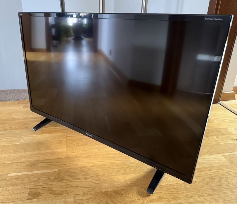 Telewizor Sharp……..