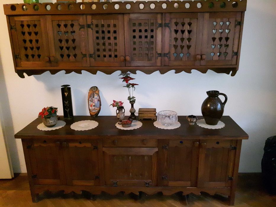 Stylowe, góralskie meble